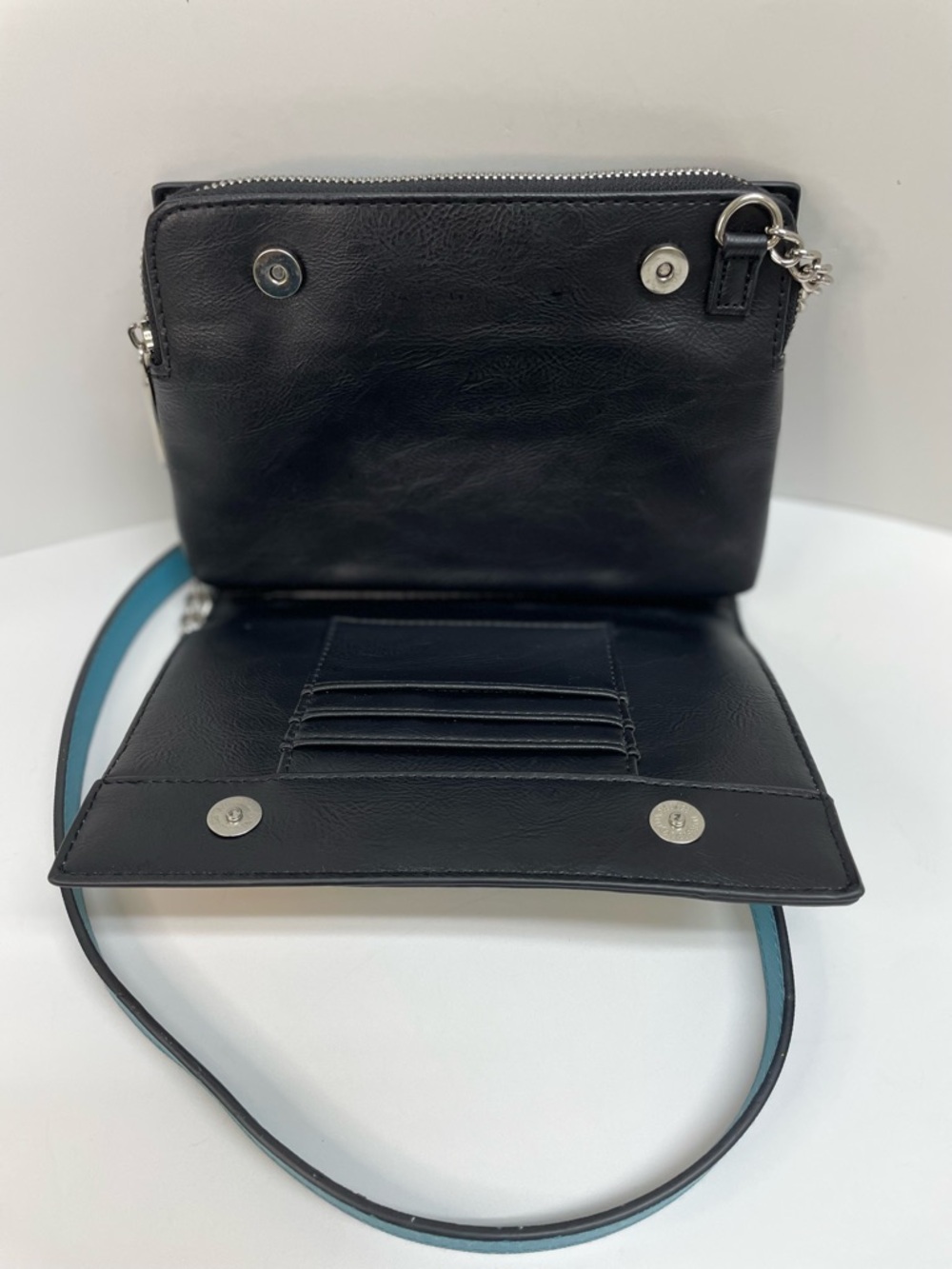 Steve Madden Teal Crossbody with Hand-Painted Sunflower & Earrings - Picture 4 of 7